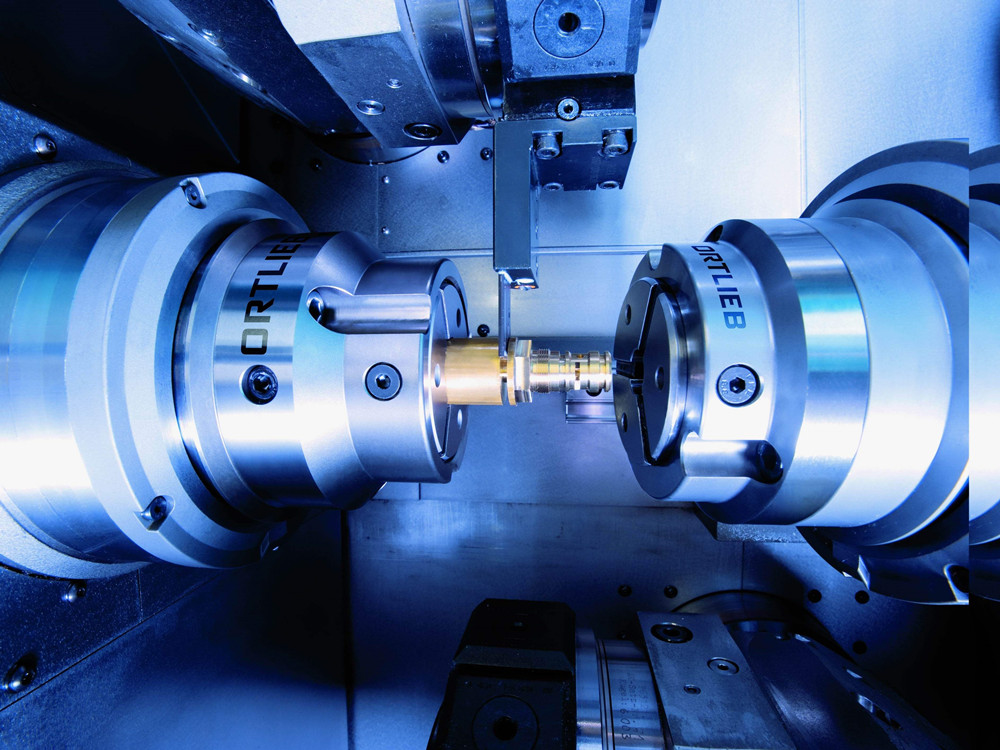 What Are the Advantages of CNC Machining Vs Manual Machining?cid=31
